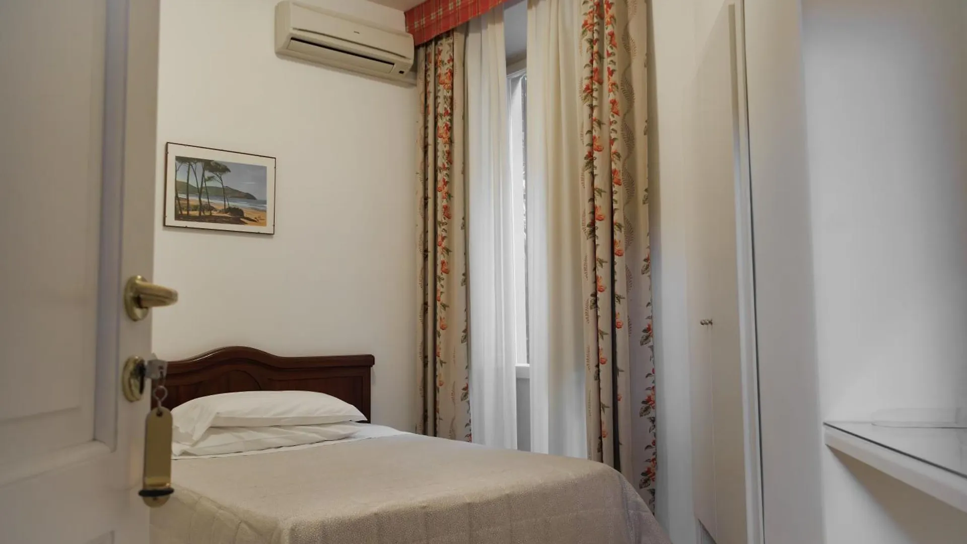 Albergo Italia Piombino 3*,